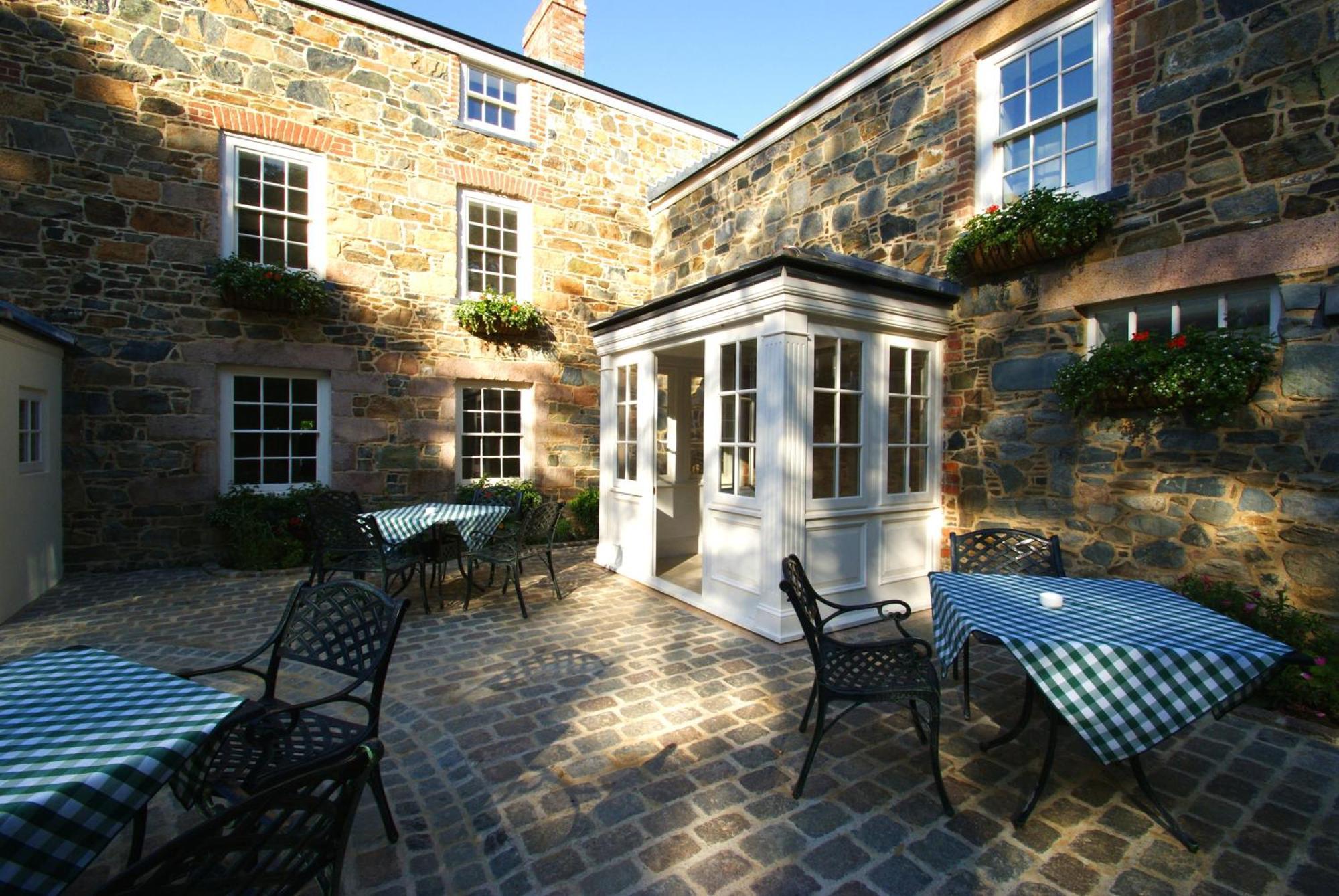 The Dixcart Hotel Sark Esterno foto